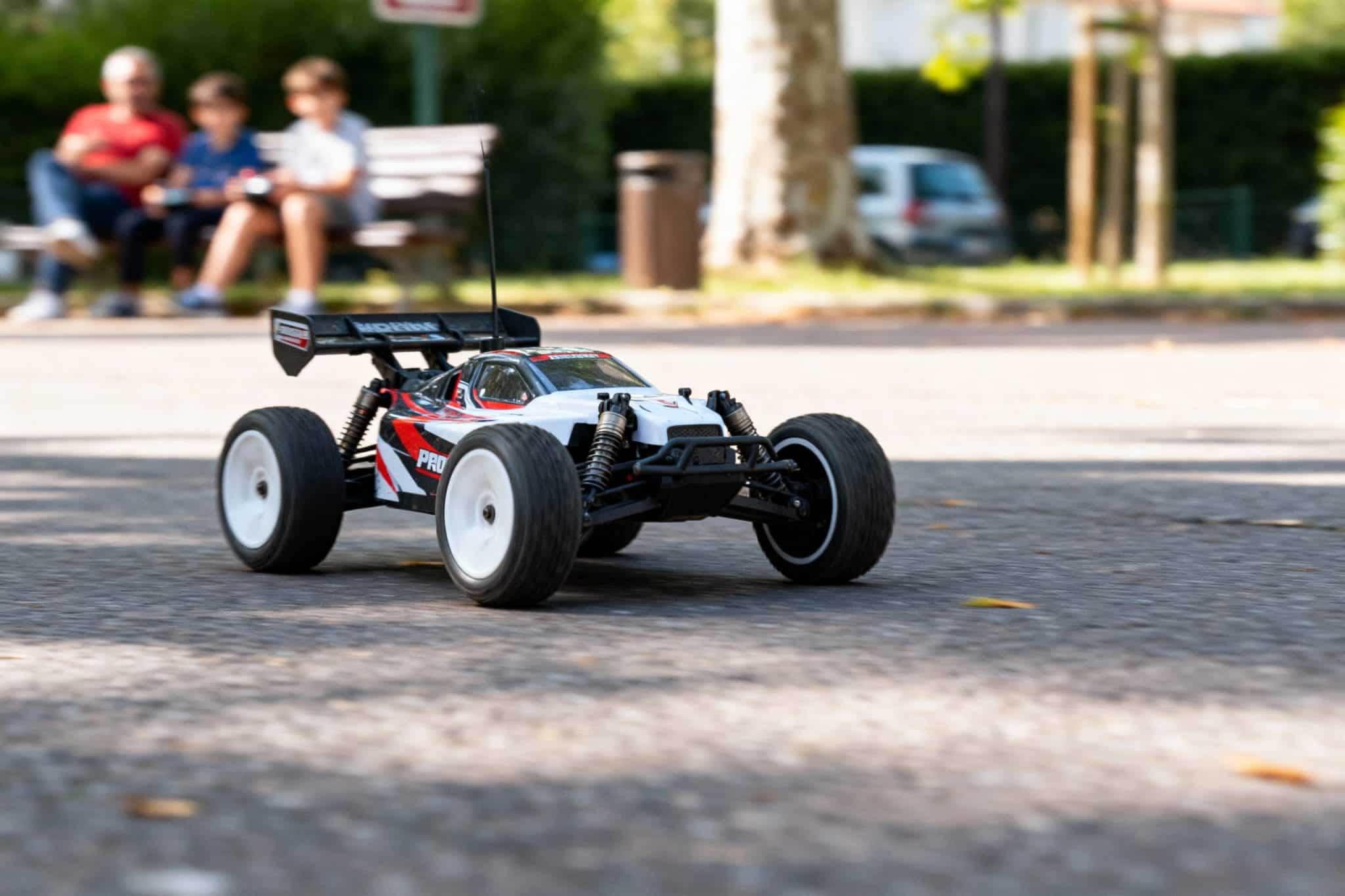 voiture télécommandée