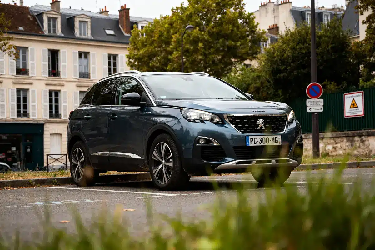 3008 Peugeot Automatic : Trouvez votre voiture d’occasion