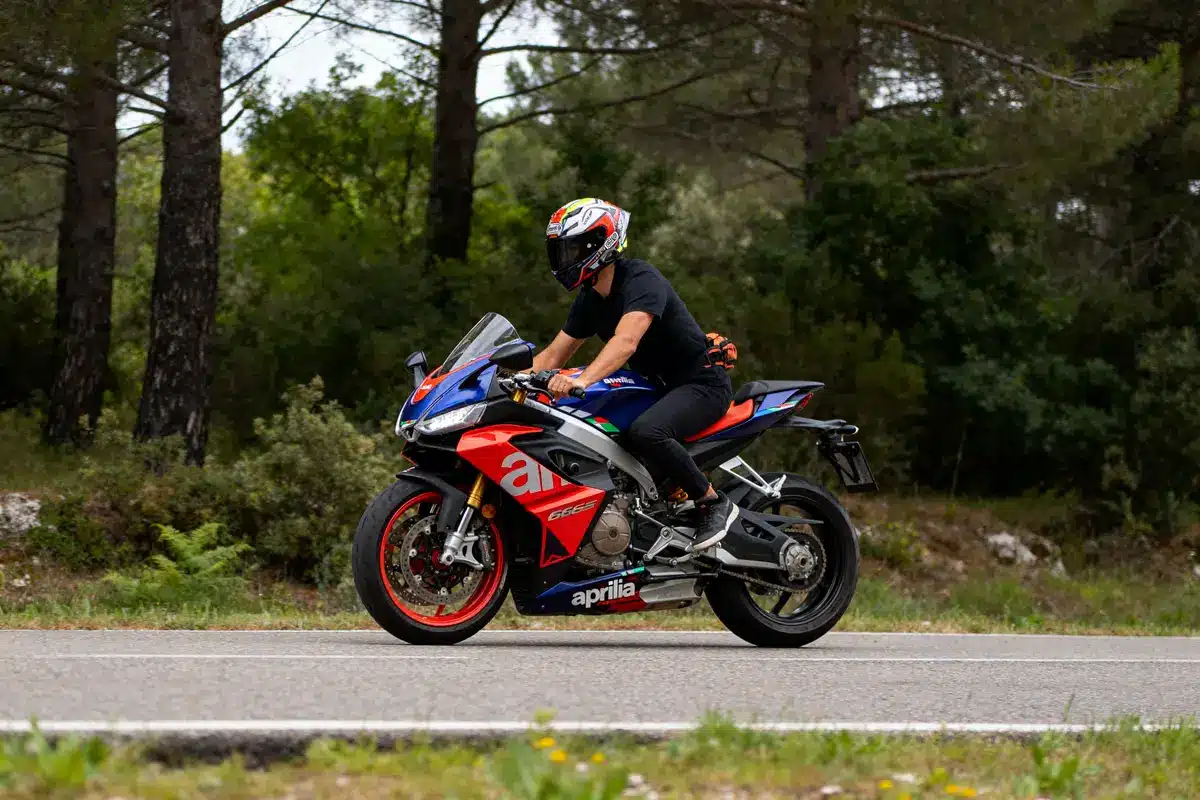 Aprilia RS 660 : fiche, avis, prix et guide d’achat 2026