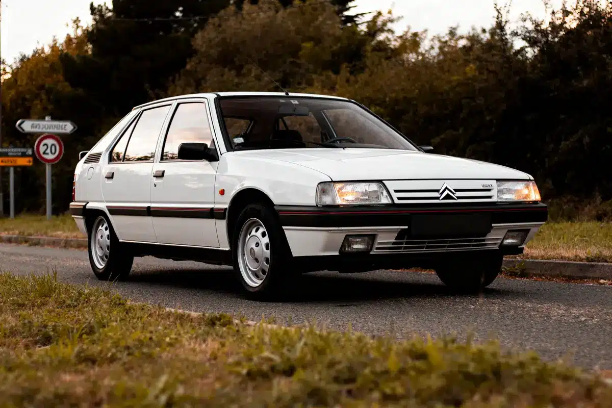 Citroën BX : guide complet, avis & annonces d’occasion