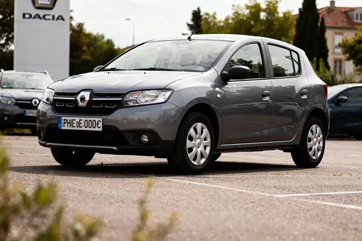 Dacia Sandero neuve 8000 euros : Bonne affaire ou mythe ?